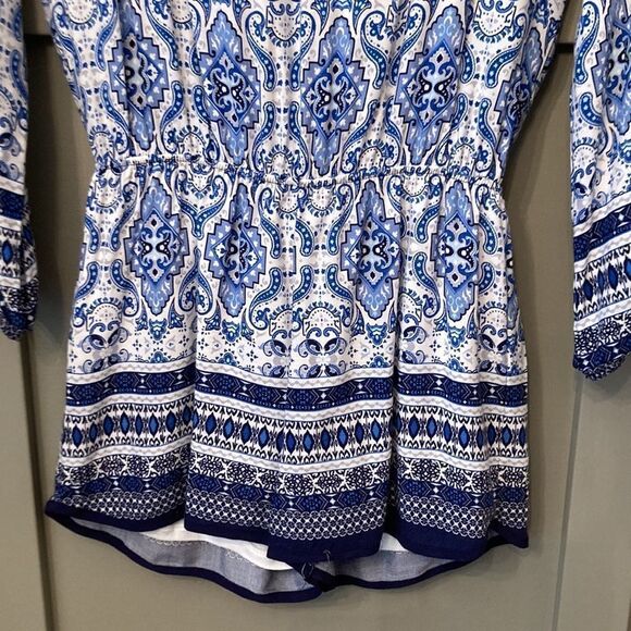 ANTHROPOLOGIE Elevenses Basia Blue Printed Long Sleeve Romper Size Small - Picture 7 of 10